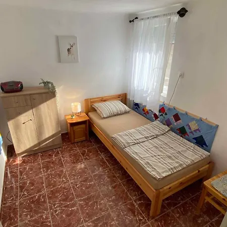 In - Balaton 42697 *